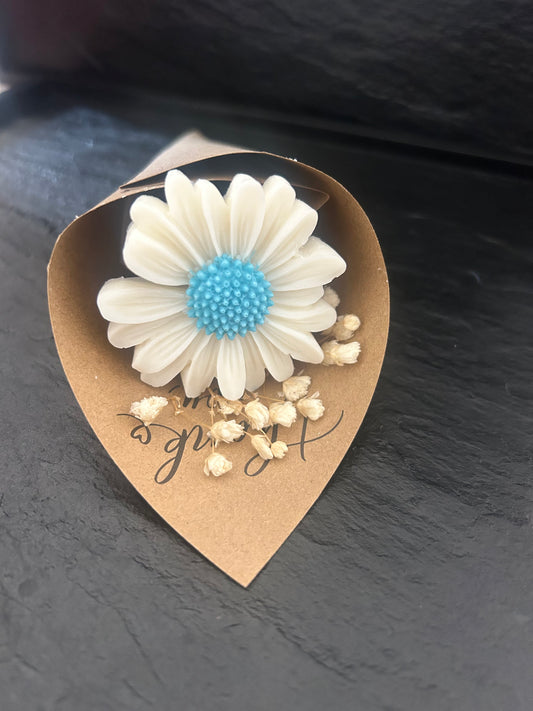 Fondant La marguerite (coeur bleue)